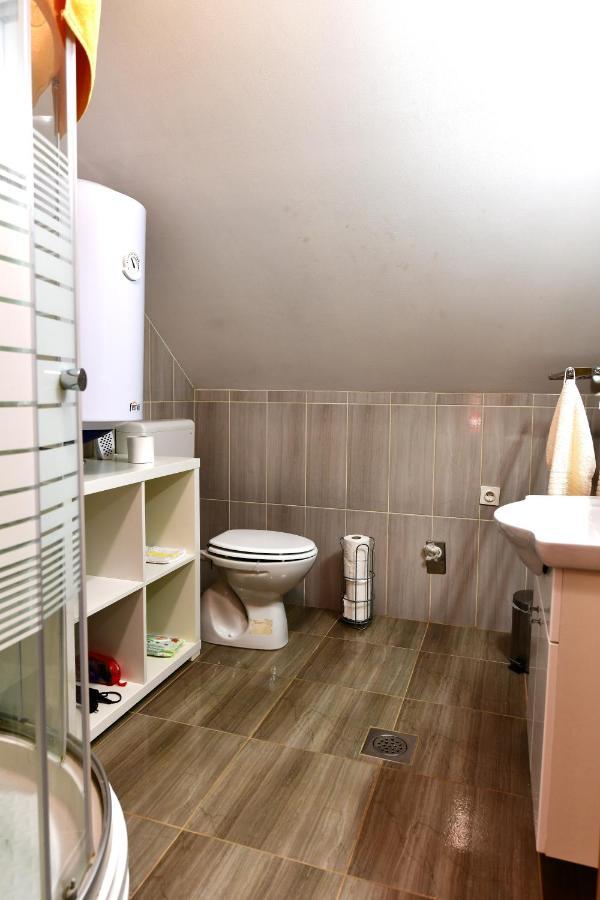 Apartament Apartman Jelena Rakovica Zewnętrze zdjęcie